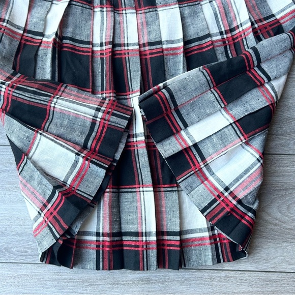 Plaid Midi Skirt in Red and Black - Picture 15 of 15